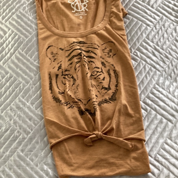 CHASOR TOP - Picture 3 of 3